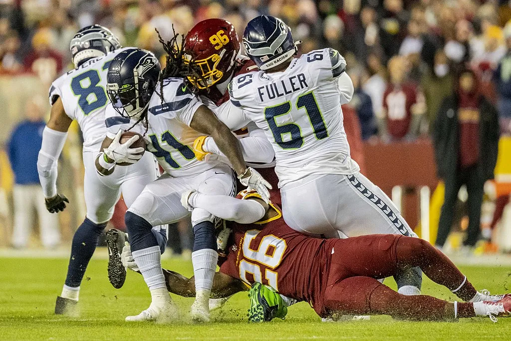 Former NFL running back Alex Collins dies at age 28 Image