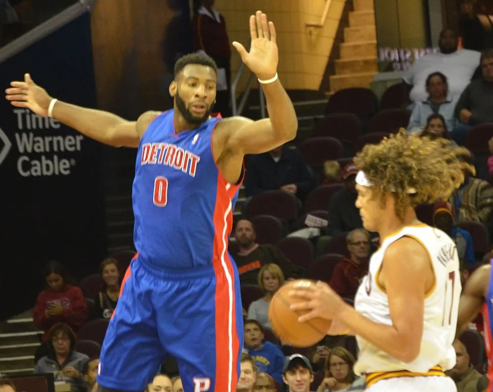 Lakers sign defensive specialist Andre Drummond Image