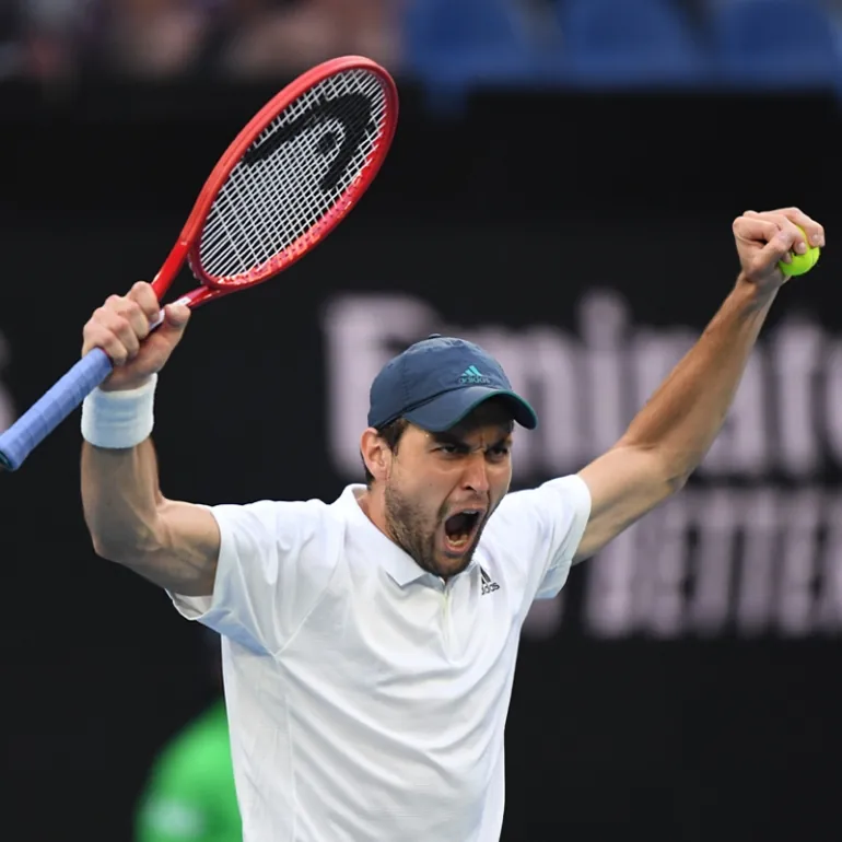 Aslan Karatsev delivers gigantic third round upset at Australian Open Image