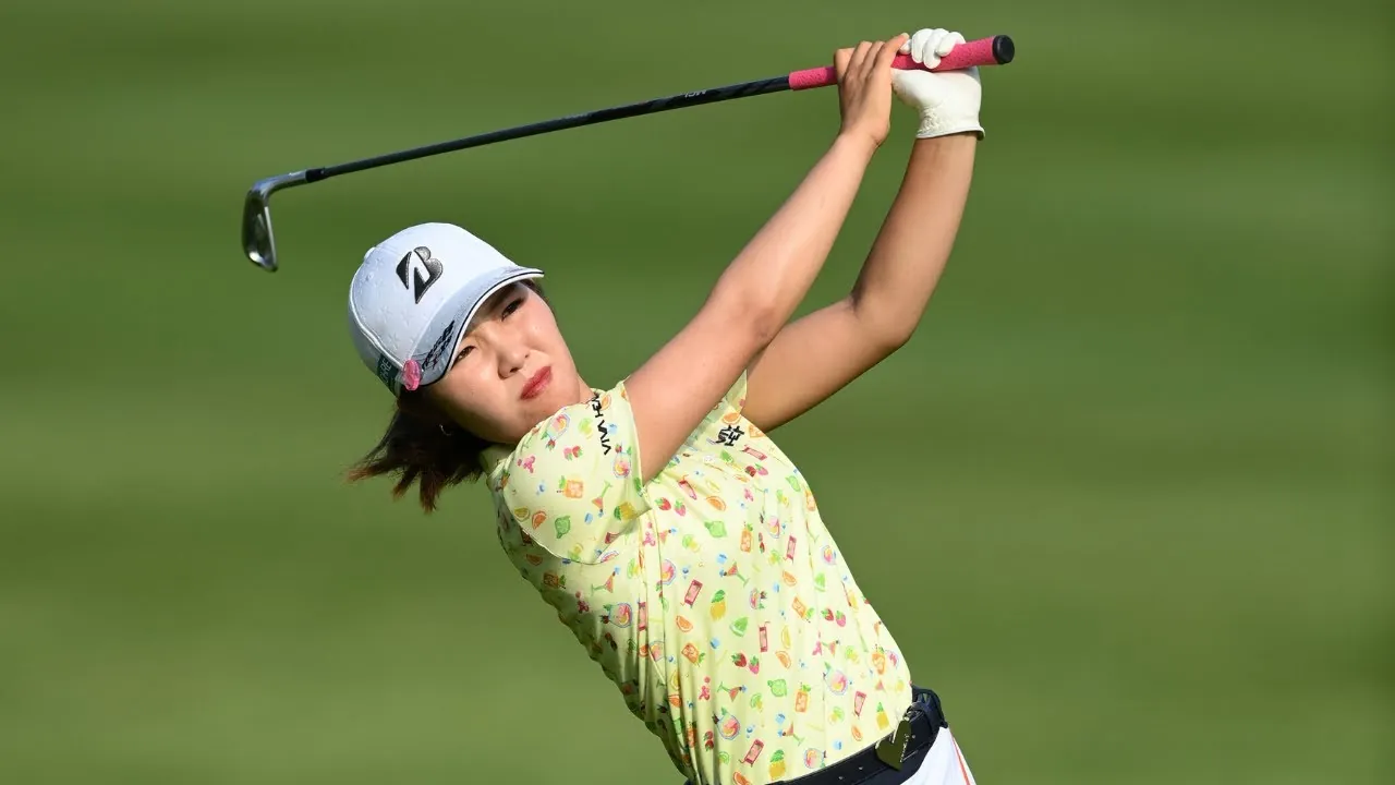 Ayaka Furue wins 2024 Evian Championship Image