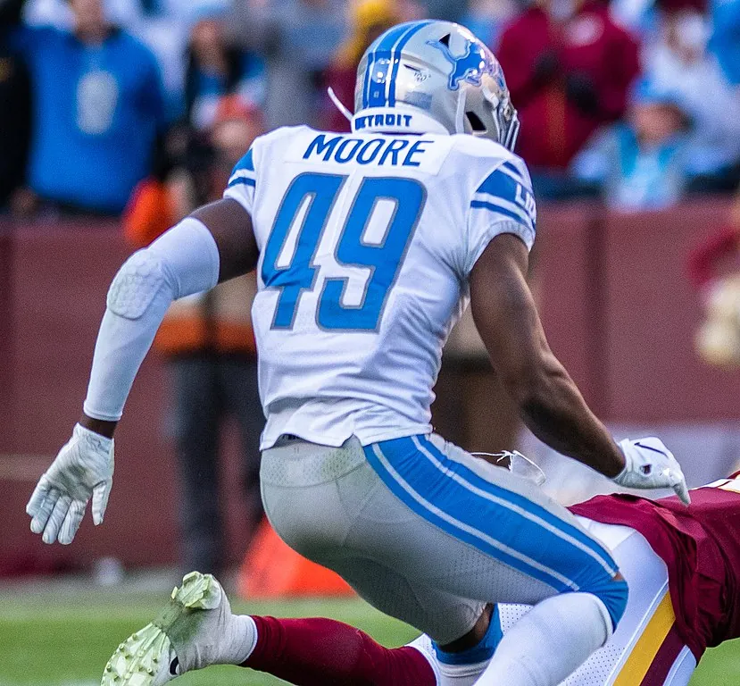 NFL suspends five players for betting Image