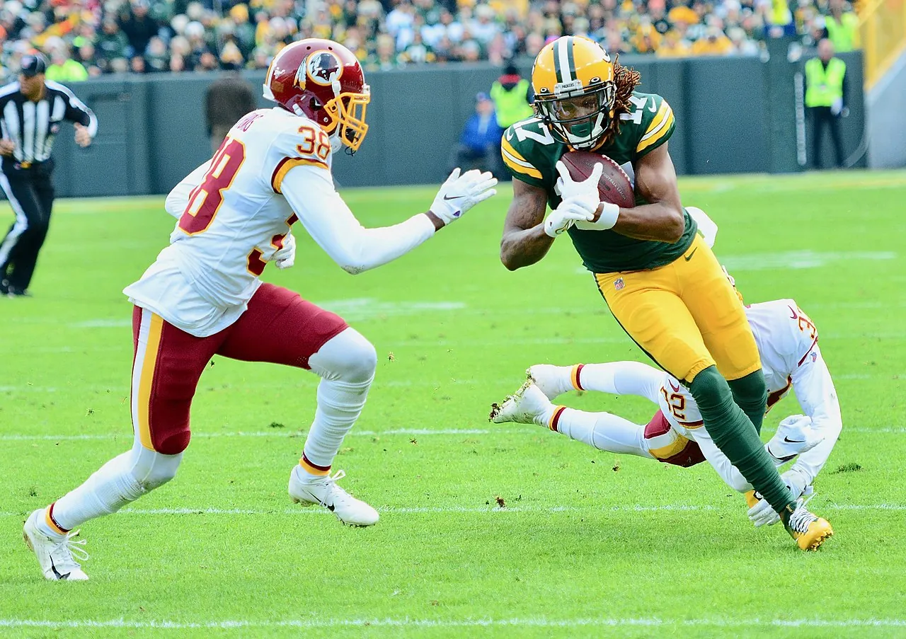 Raiders trade Davante Adams to Jets Image