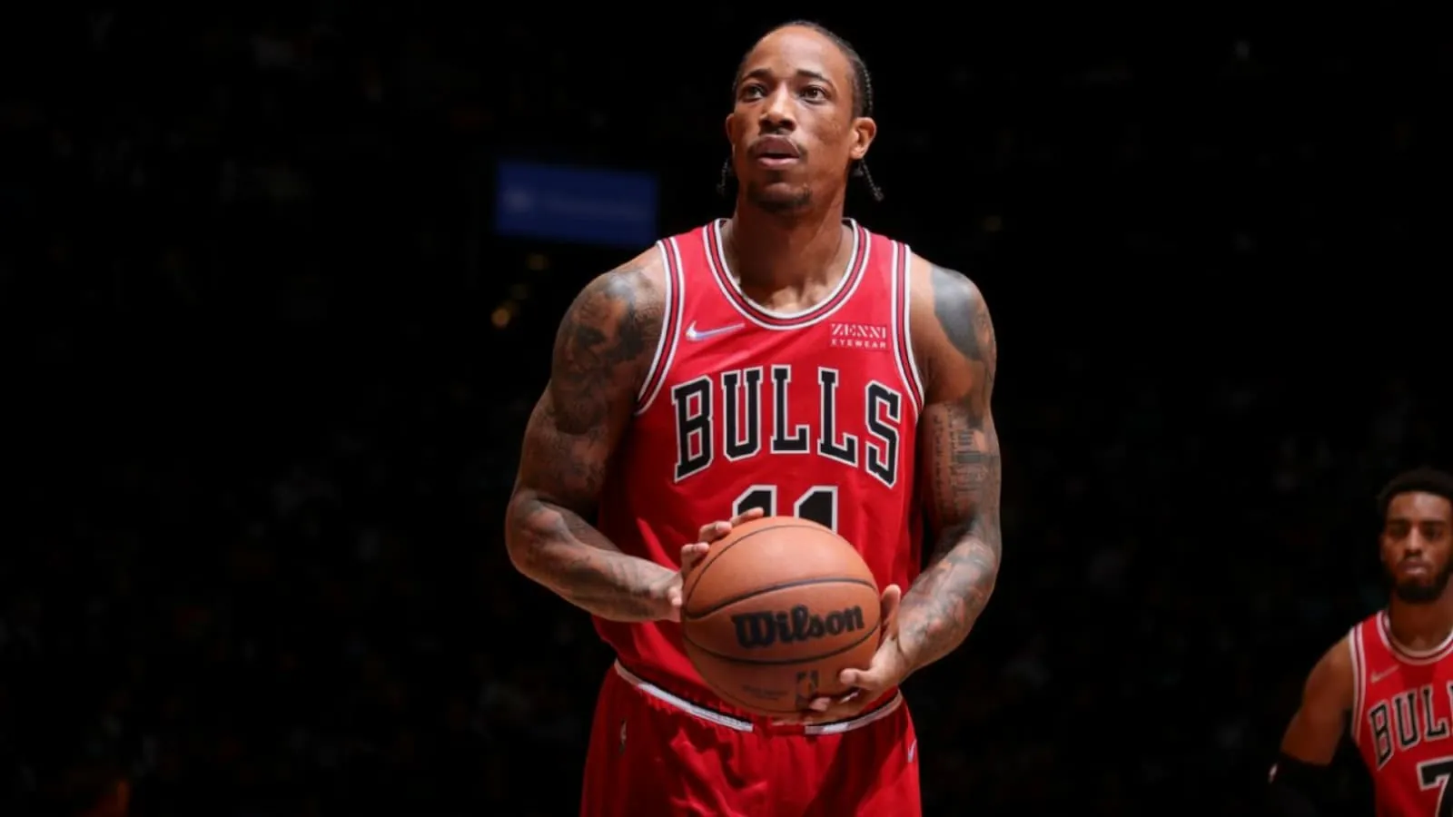 Bulls trade DeMar DeRozan to Kings in a three-way deal with Spurs Image