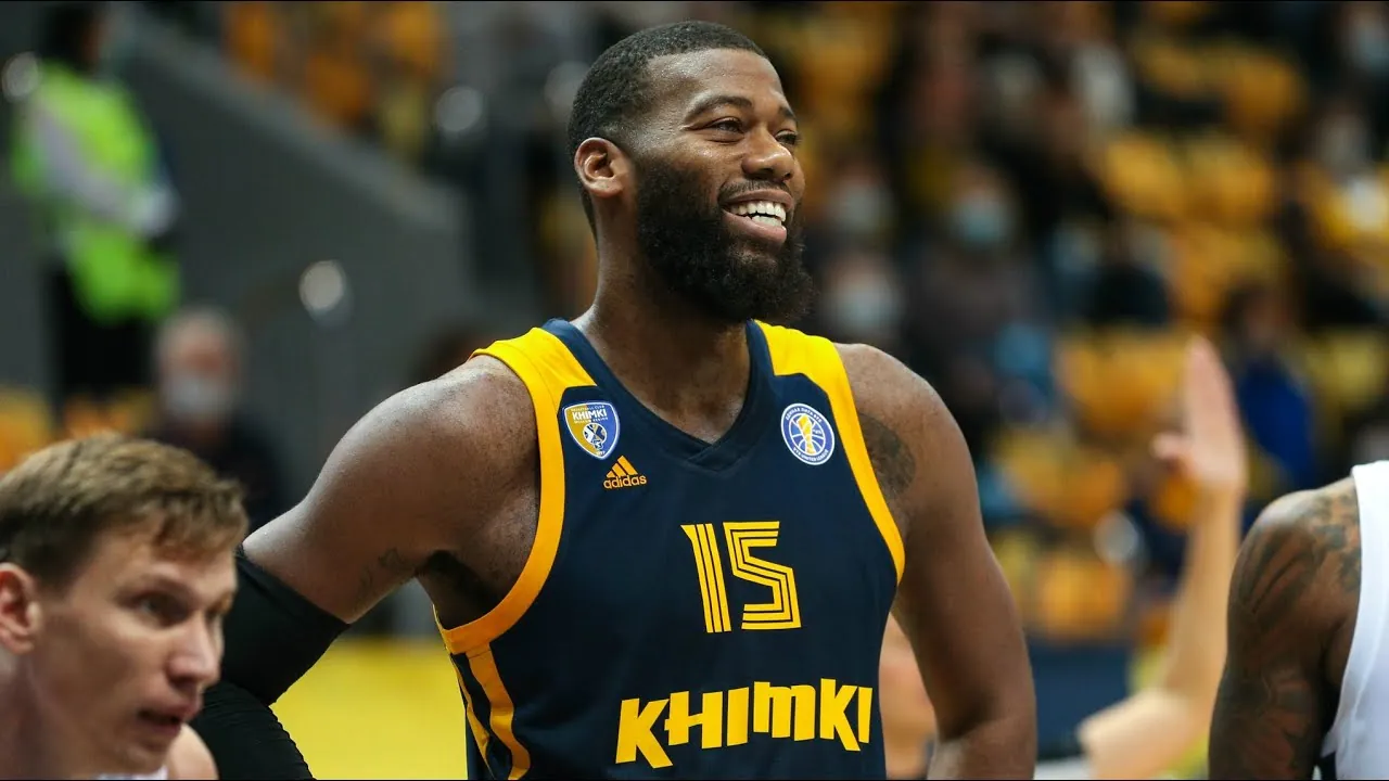 Greg Monroe becomes 541st player in the NBA this season Image