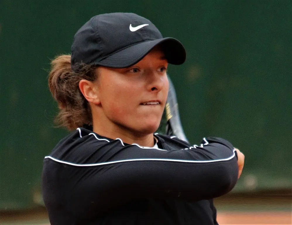 Forbes magazine declares Iga Swiatek richest female athlete of 2023 Image