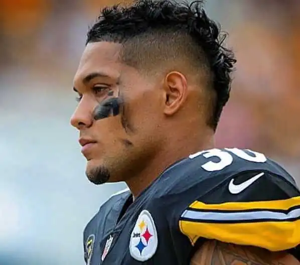 Five other recent NFL players who battled cancer Image