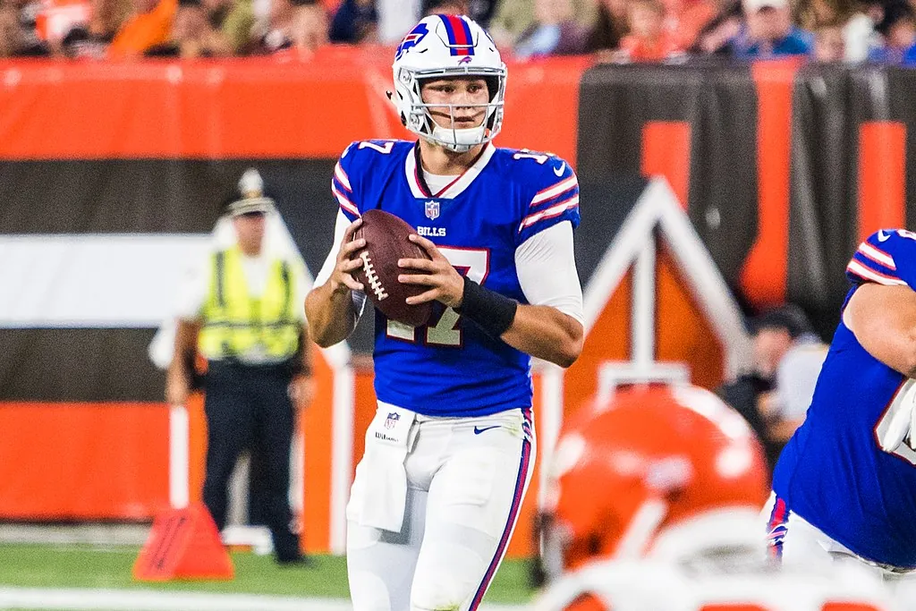 NFL Weekly Preview Week 8: Key Injuries, Player Statistical Projections & Projected Upsets Image