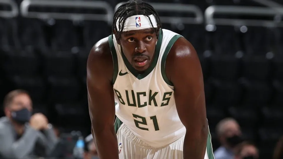 Bucks beat Celtics in overtime in battle of Eastern Conference titans Image