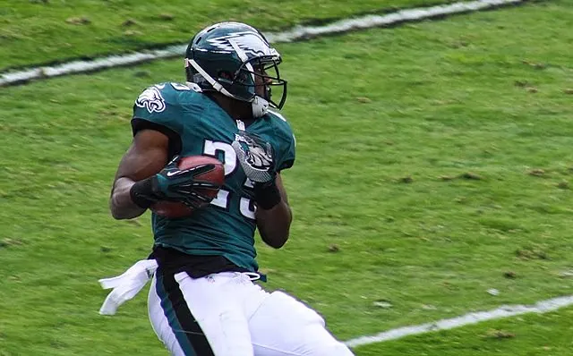 LeSean McCoy retires from NFL at age 33 Image