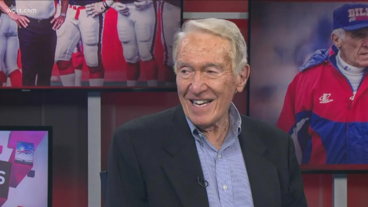 Former Bills head coach Marv Levy inducted into Canadian Football Hall of Fame Image