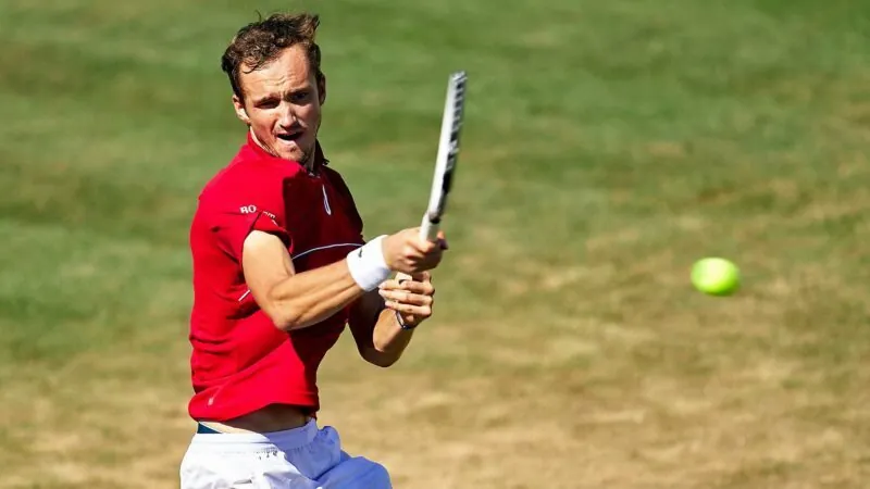 Daniil Medvedev gives Novak Djokovic first loss of 2023 Image