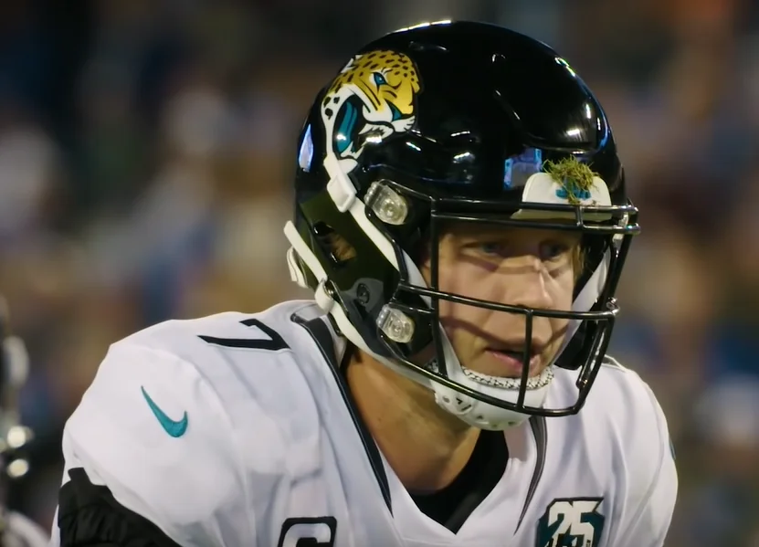 Colts sign quarterback Nick Foles Image