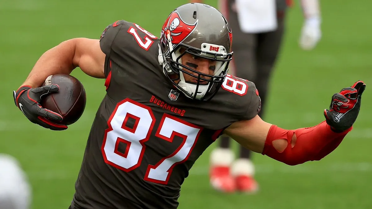 Rob Gronkowski announces retirement again Image