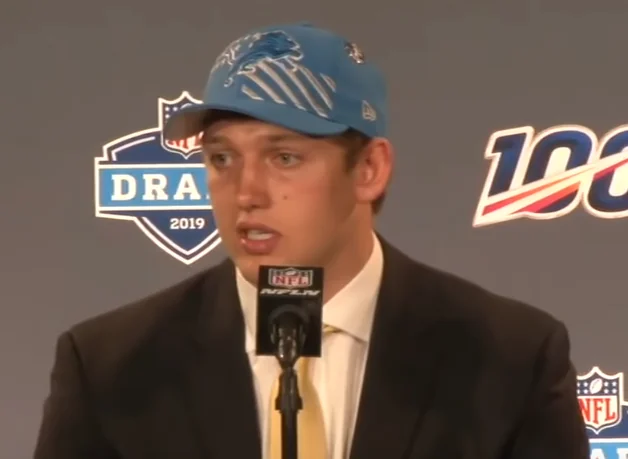 Ten Trades on 2022 NFL Trade Deadline Day Image
