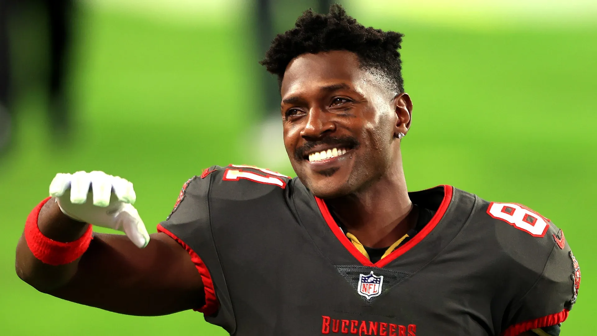 Top five storylines from Week 17 of the 2021 NFL season Image