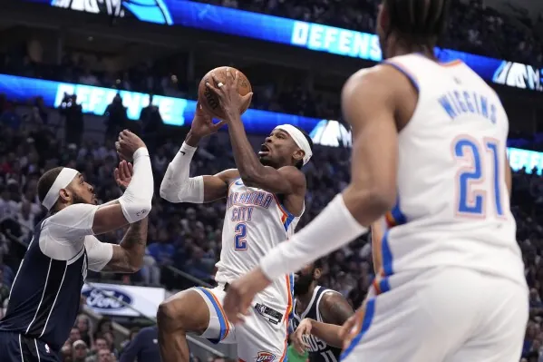 Thunder rally to down Mavs, ties series 2-2 Image