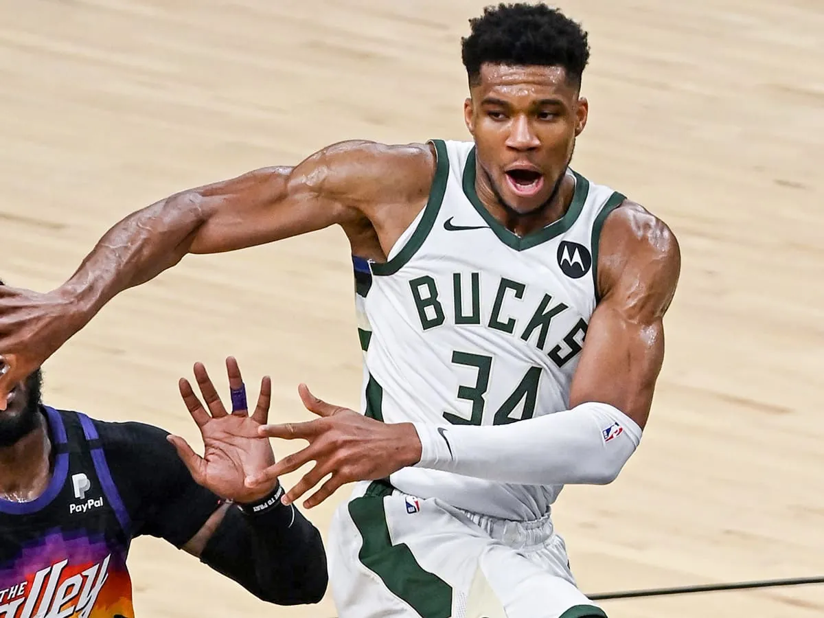 Bucks, Warriors take a 1-0 series lead in the Conference Finals Image