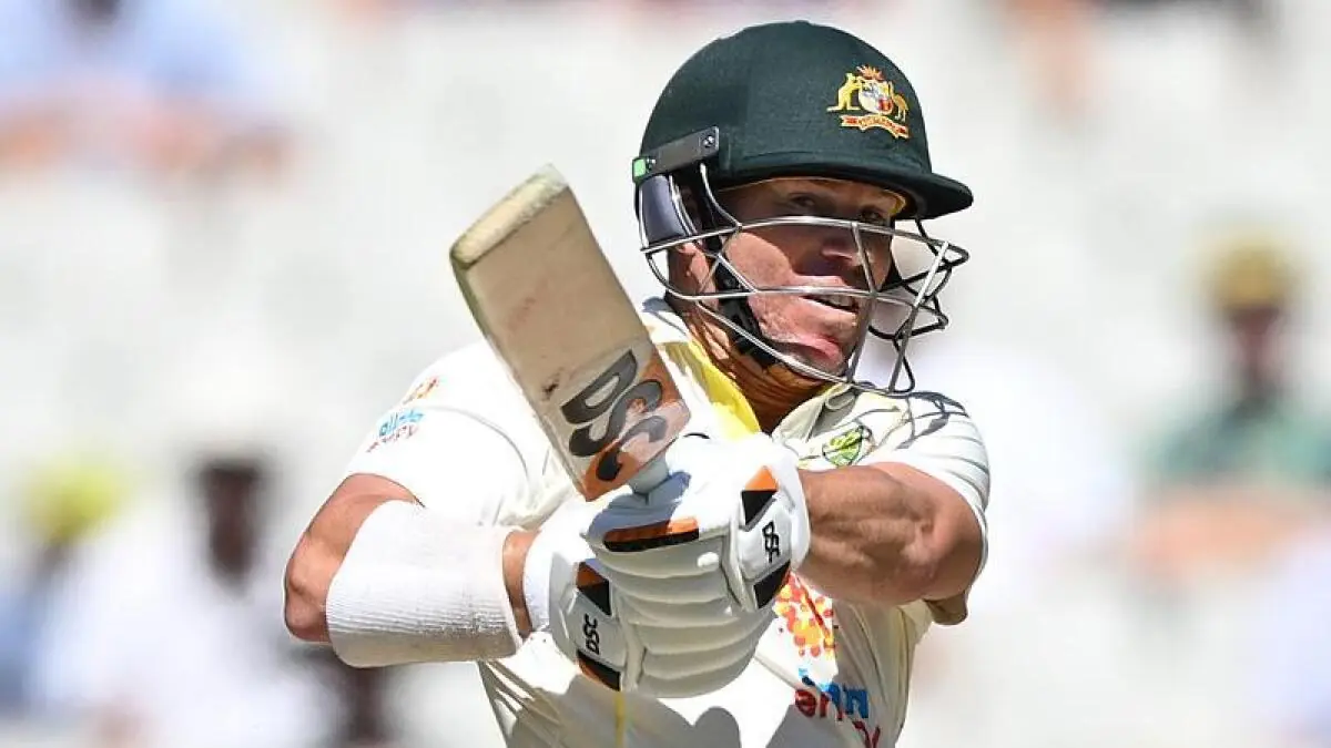 Defiant Warner smashes famous double-hundred, puts Australia on top in second Test Image