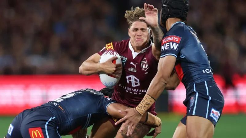 Gutsy Maroons storm home to take Origin I in Adelaide Image