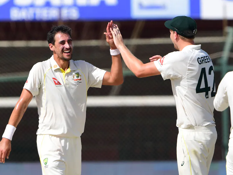 Australia in driver’s seat following dominant Day 3 in Karachi Image