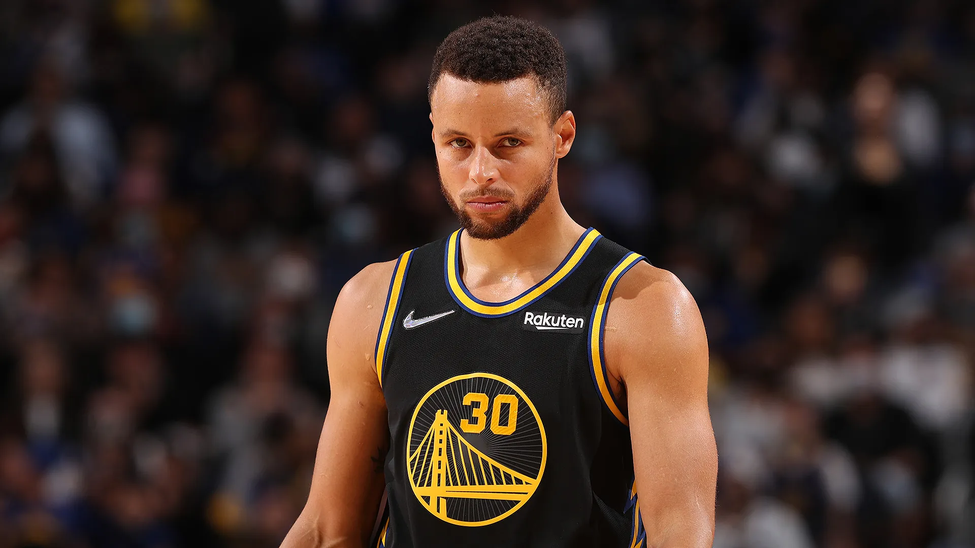 Stephen Curry heating up from downtown Image