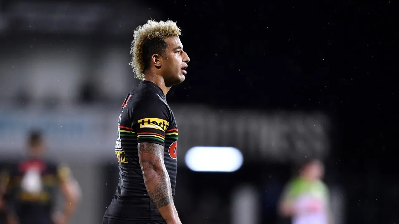 Kikau’s head turned by mouthwatering Cowboys deal as Panthers snub star forward Image