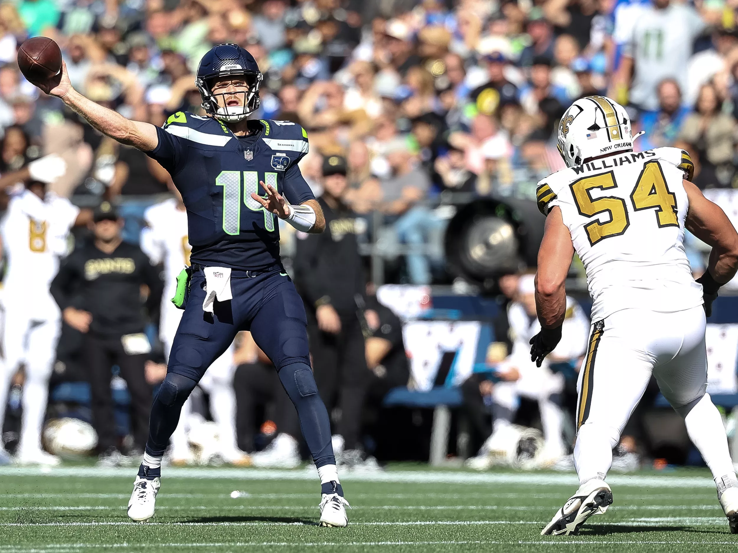 2025 NFL Week 6 Preview: Our Expert Tips & Staking Plan Image