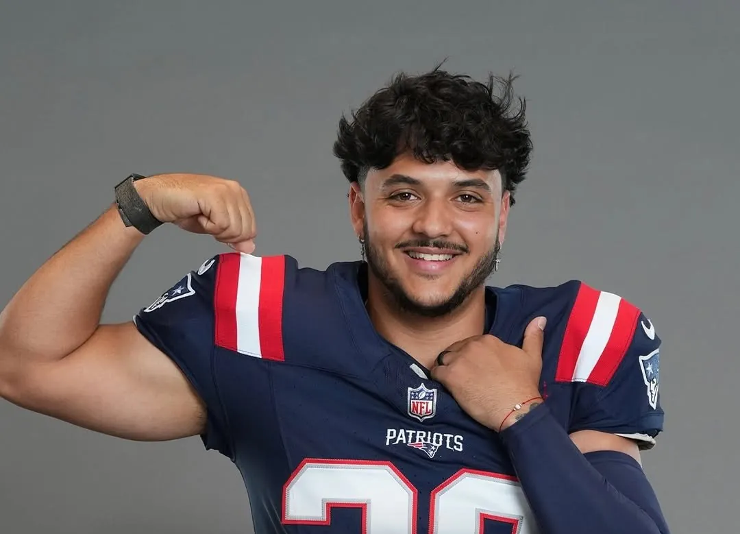 Top five rookies from Week 12 of 2025 NFL season Image