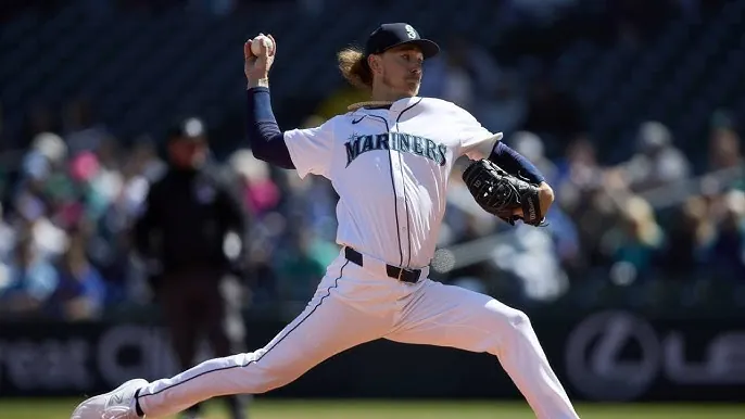 Mariners win opening game of the 2025 ALCS Image