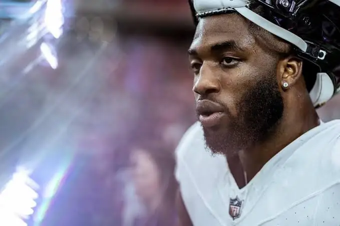Ravens and Chargers trade defensive players Image