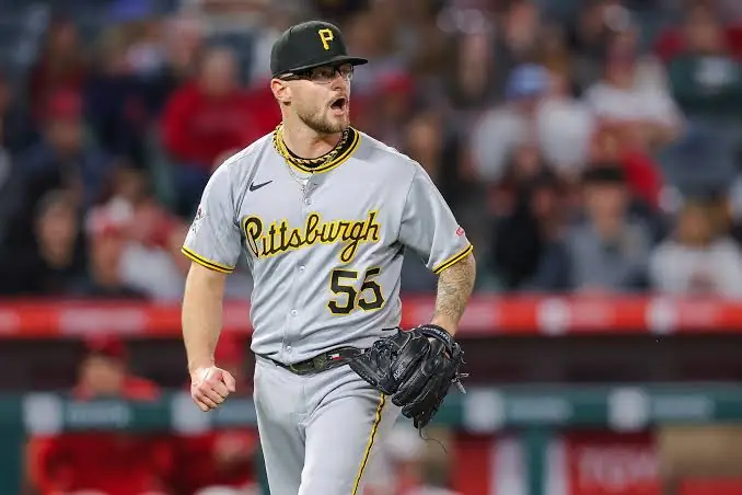 Pirates trade reliever Chase Shugart to Phillies Image