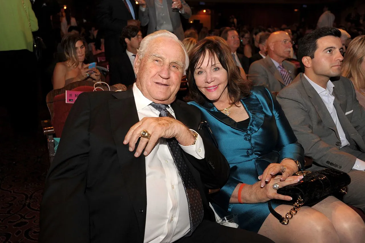 Former Dolphins head coach Don Shula dies at age 90 Image