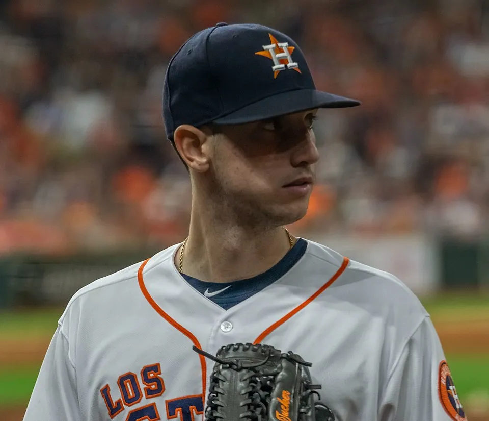 Dodgers sign outfielder Kyle Tucker to a massive contract Image