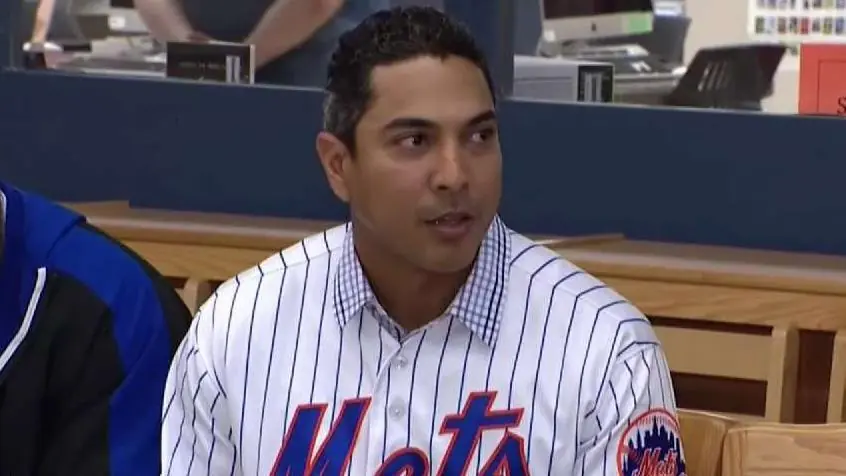 Mets name Luis Rojas as managerial replacement to Carlos Beltran Image