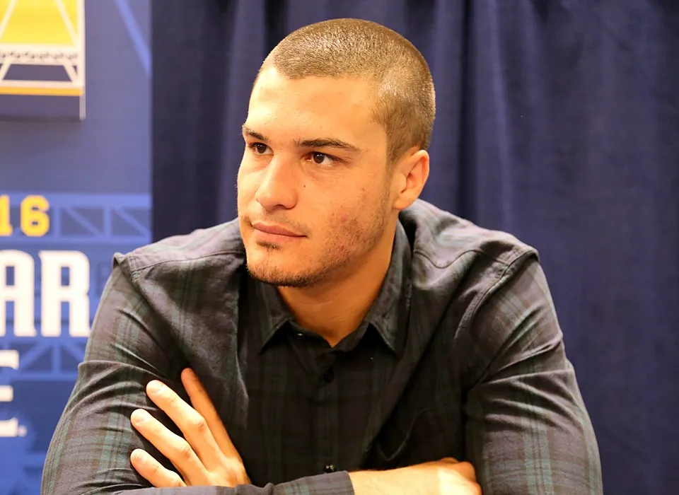 Opinion: Did the Cardinals get enough for Nolan Arenado? Image