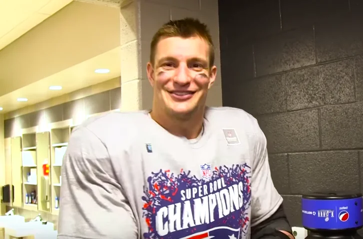 Patriots deal Rob Gronkowski to the Buccaneers in a shocking NFL trade Image