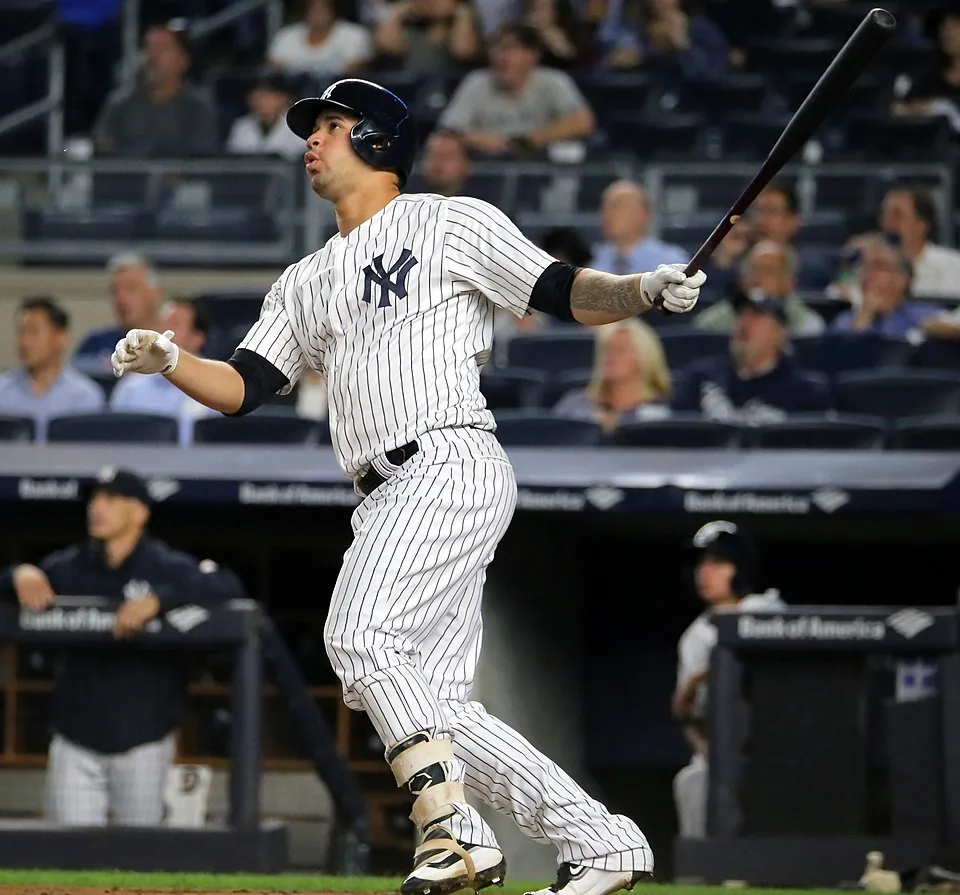 Brewers take a chance with catcher Gary Sanchez for a second stint Image