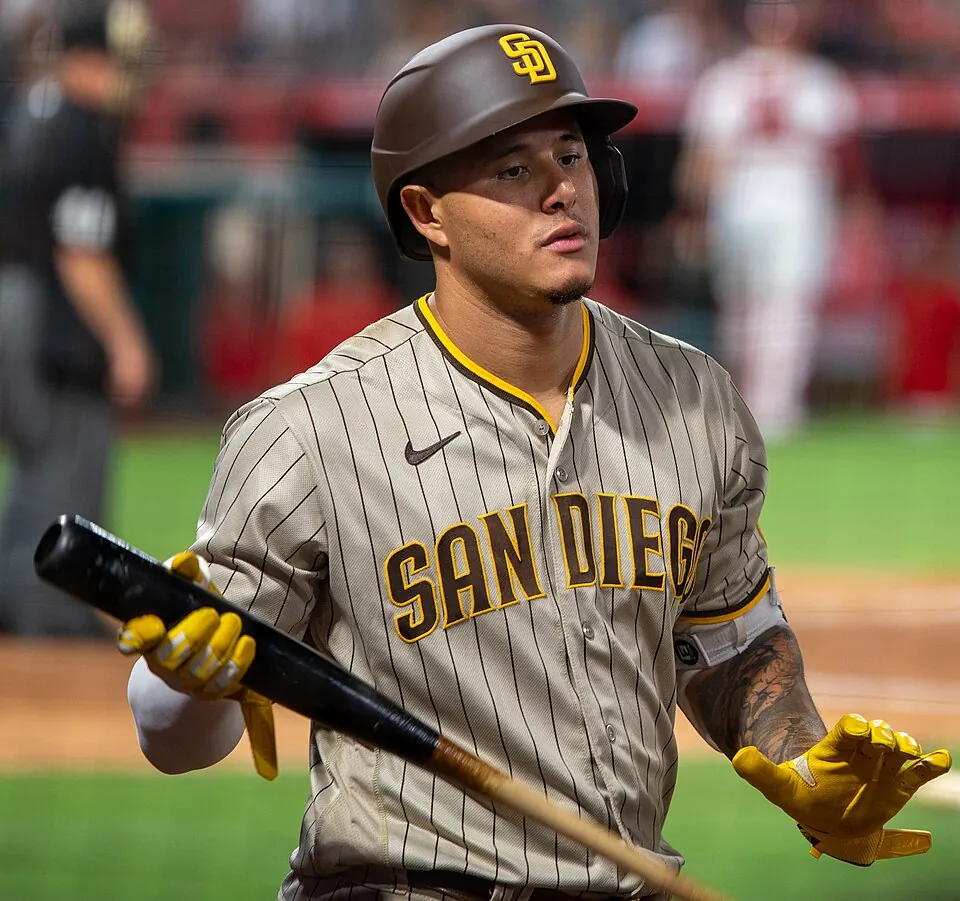 Opinion: I disagree with Manny Machado’s views on the salary cap Image