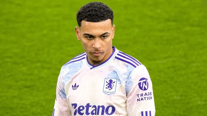 Chelsea and Man City commit to English midfielders Image