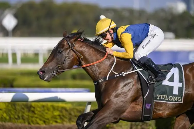 Racing: “He’s a Serious Horse”: Warwoven’s Golden Rose Romp Opens Guineas and Cox Plate Doors Image
